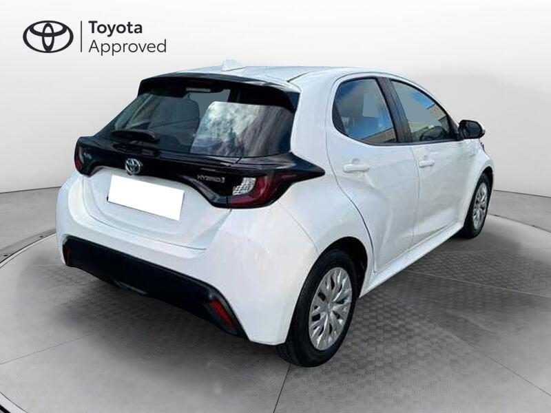 Toyota Yaris 1.5 hybrid Active