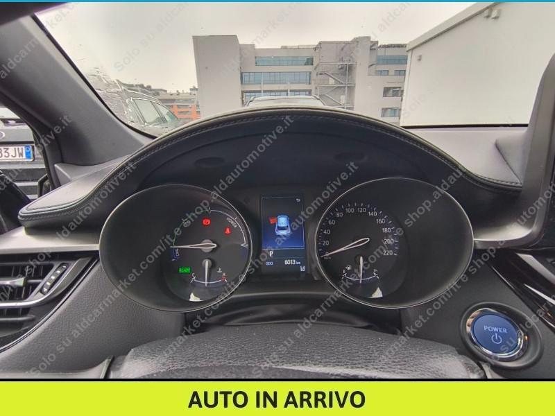 Toyota C-HR 2.0 Hybrid More Business E-CVT