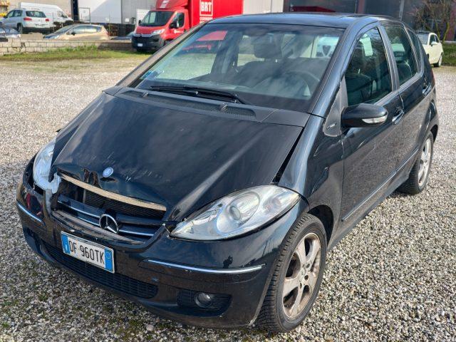 MERCEDES-BENZ A 150 Avantgarde tetto panoramico X COMMERCIANTI