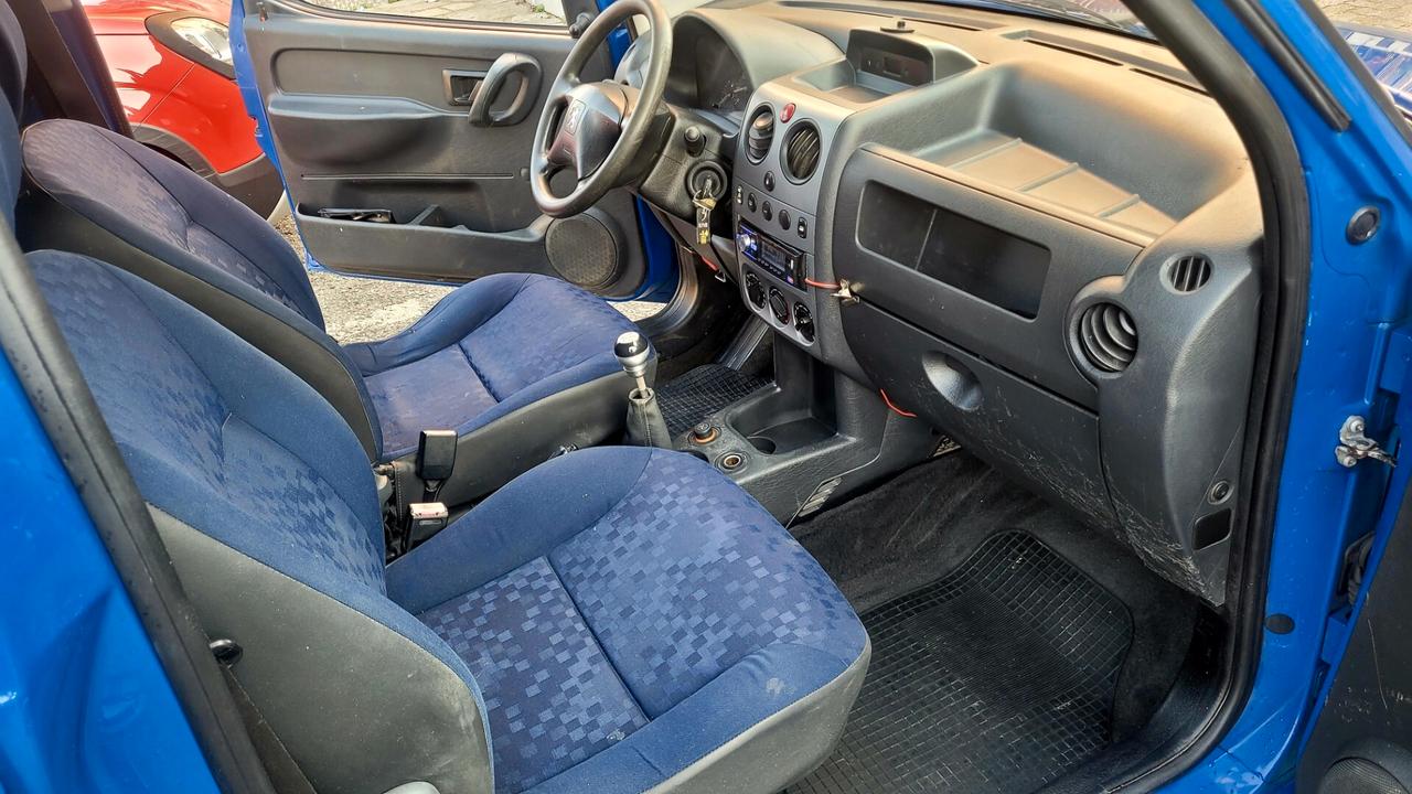 Peugeot ranch autocarro 1.6HDI 90CV