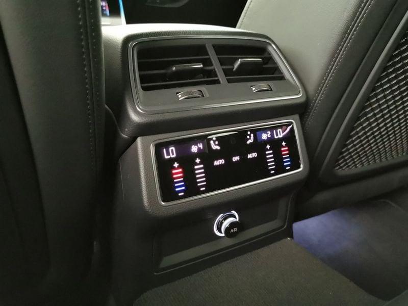 Audi A6 Avant 40 2.0 tdi mhev Business Sport s-tronic