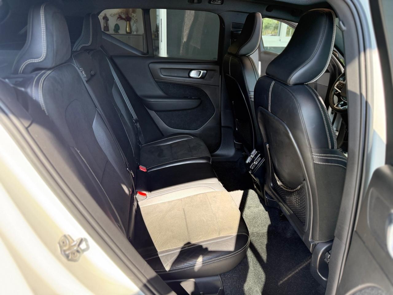 Volvo XC40 D3 R-design