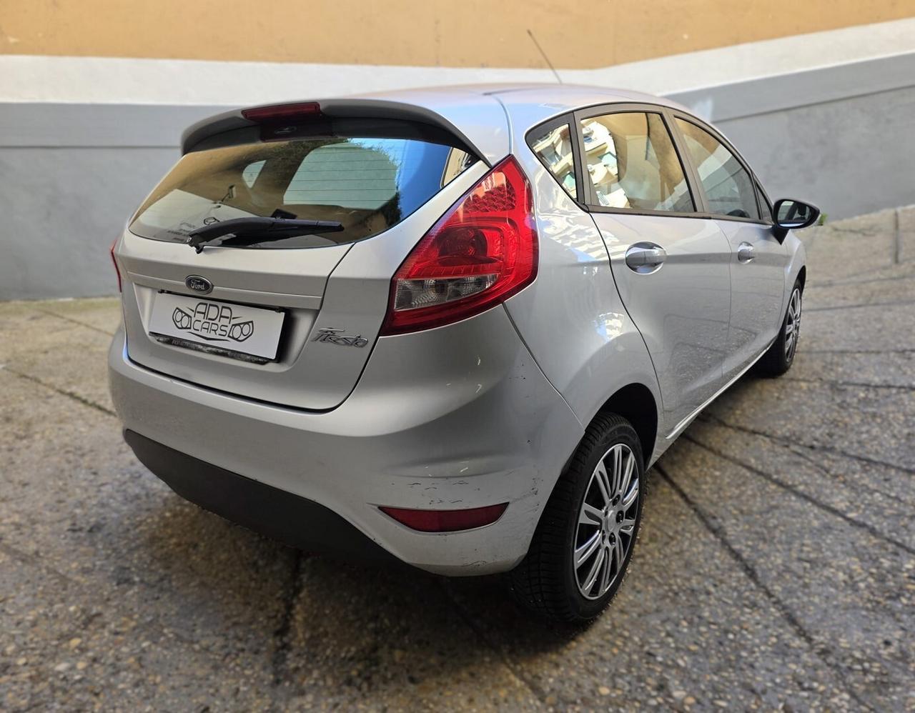 FORD FIESTA AUTOMATICA - PROMO