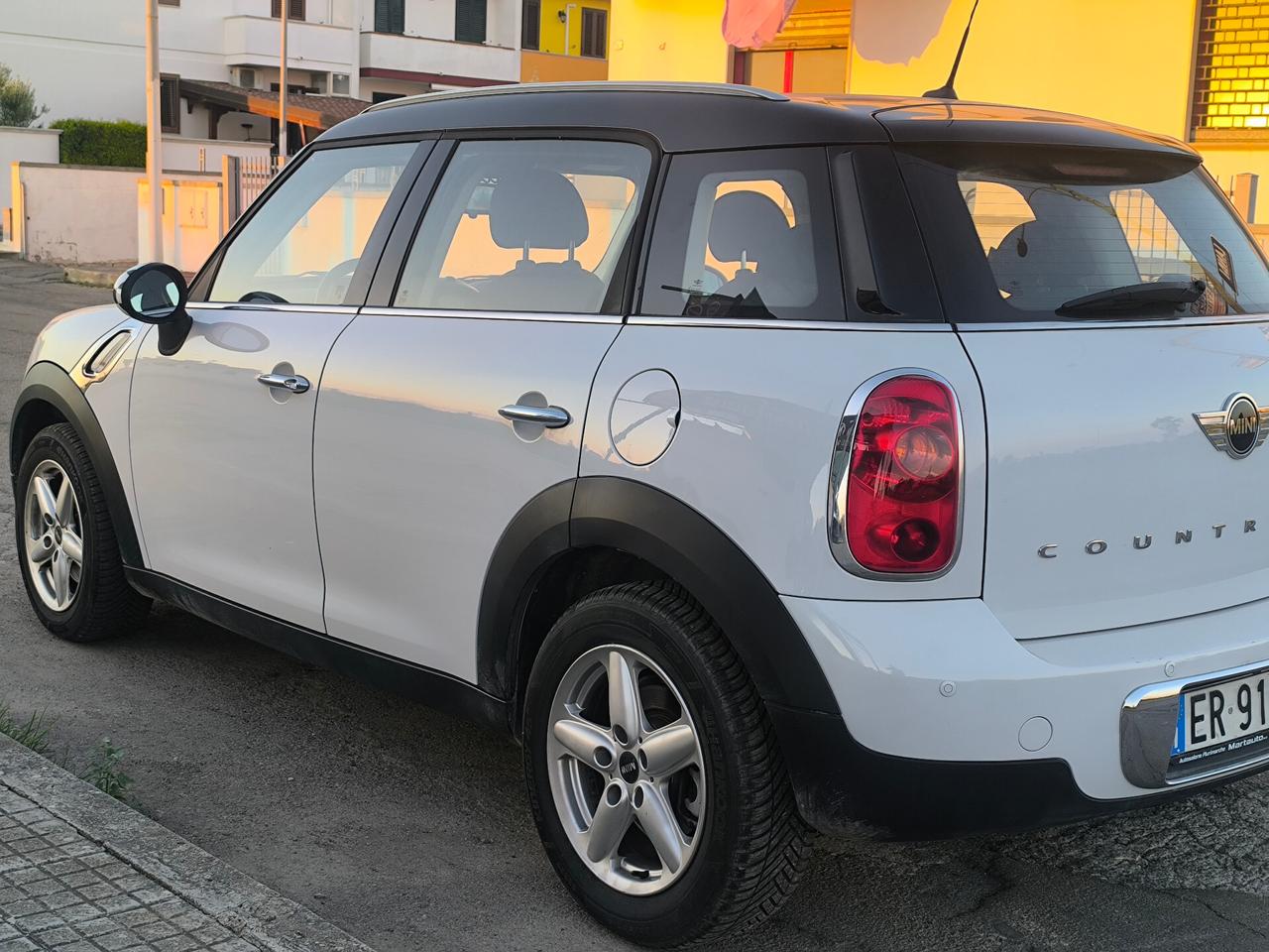 MINI COUNTRYMAN 1.6 DIESEL 90cv 05/2013 BICOLORE