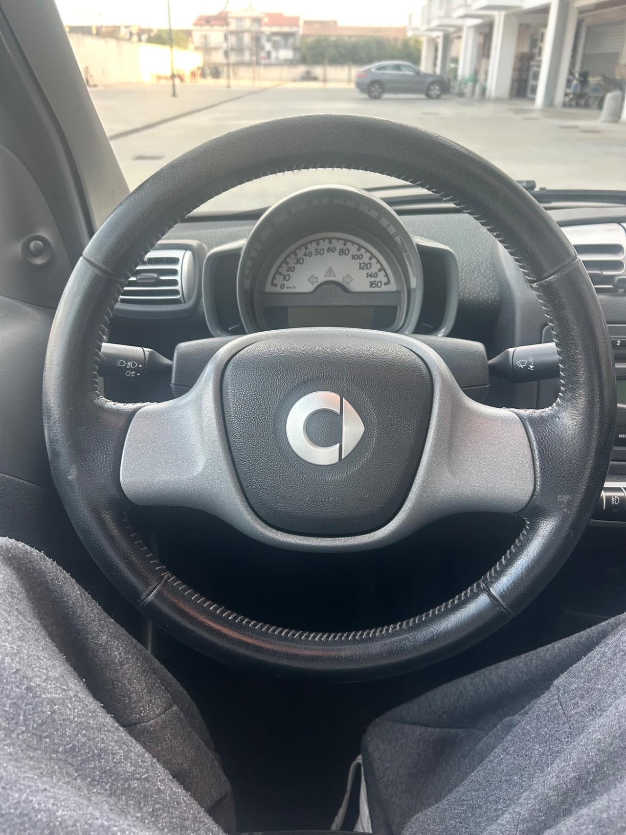 Smart ForTwo 1000 52 kW coupé pure