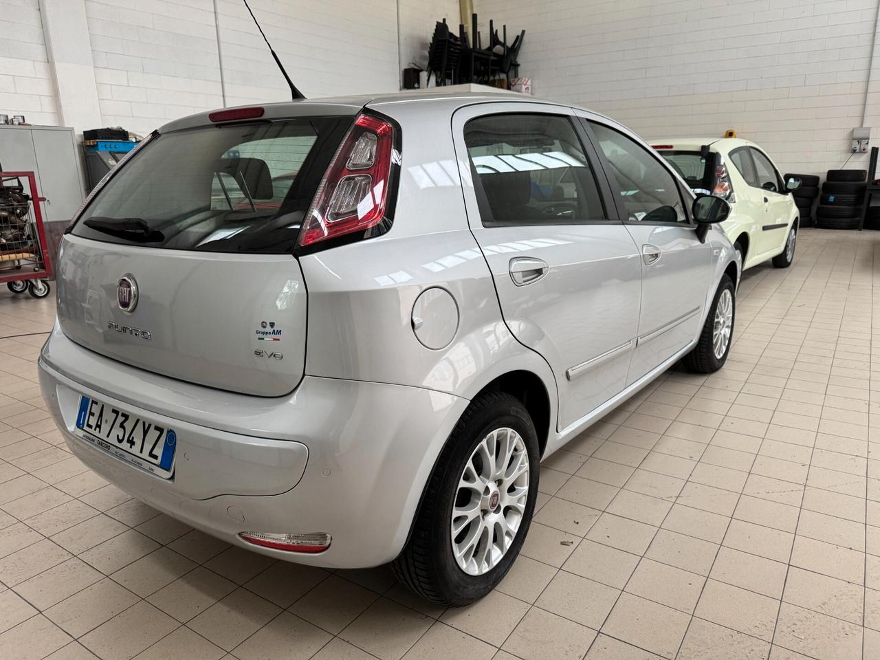 Fiat Punto Evo Punto Evo 1.4 5 porte S&S Dualogic Dynamic
