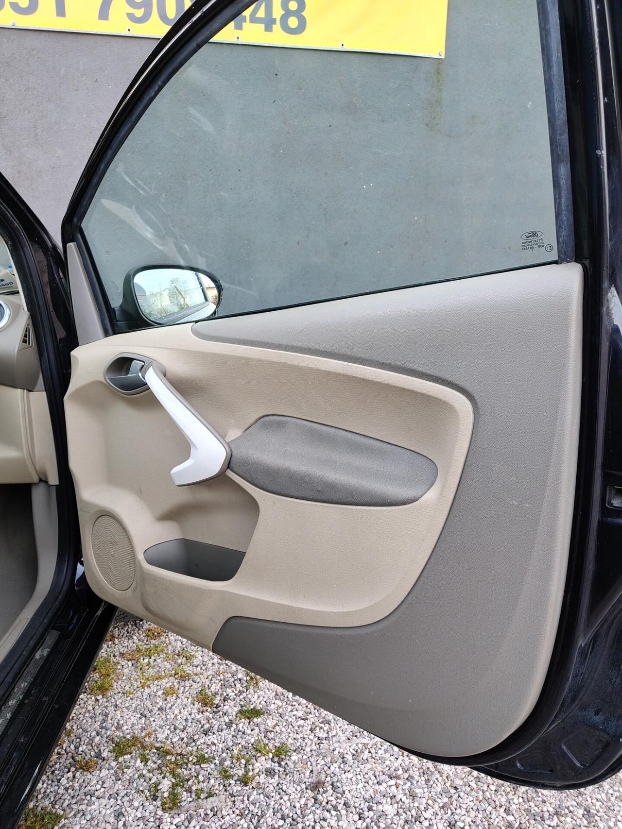 Ford Ka 1.3 TDCi 75CV Individual