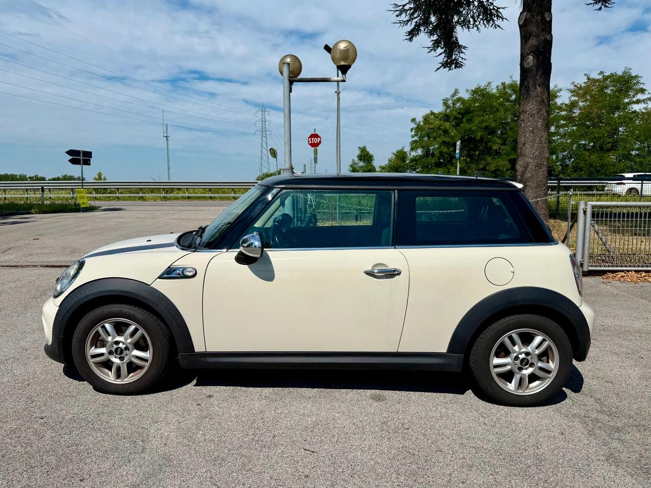 MINI One 1.6 One s/clima 75cv ADATTA A NEO PATENTATI
