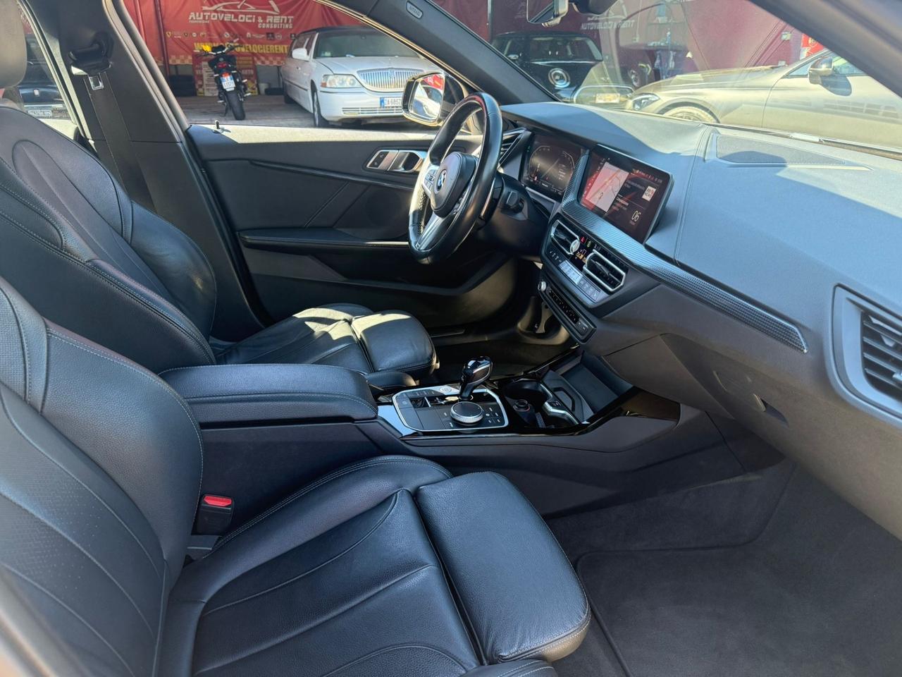 Bmw 120 118d 5p. Msport