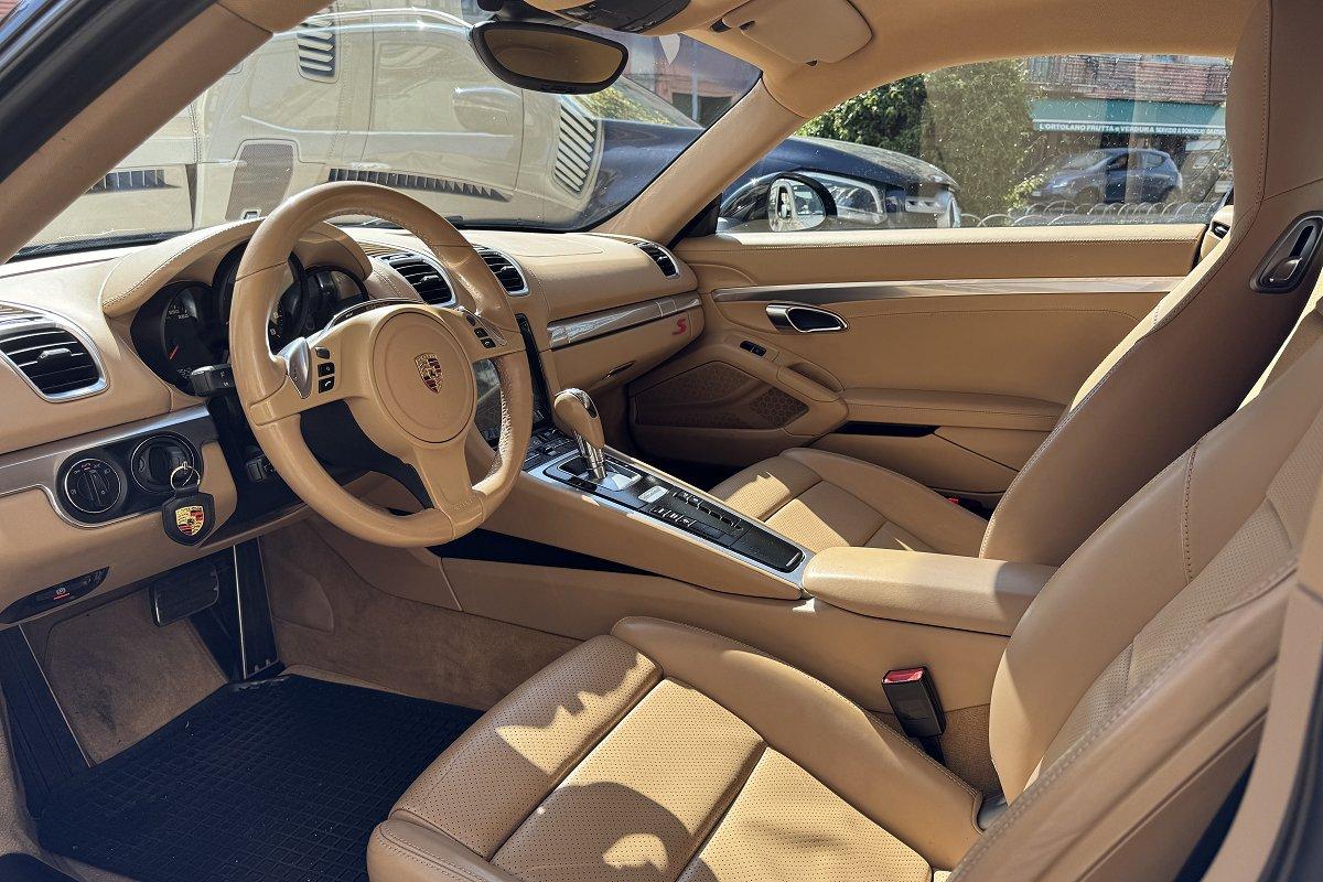 PORSCHE Cayman 2.7