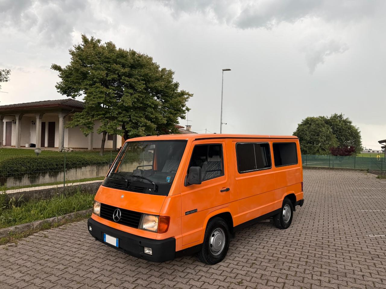 Mercedes MB 100D 2.4d 5Posti Storica