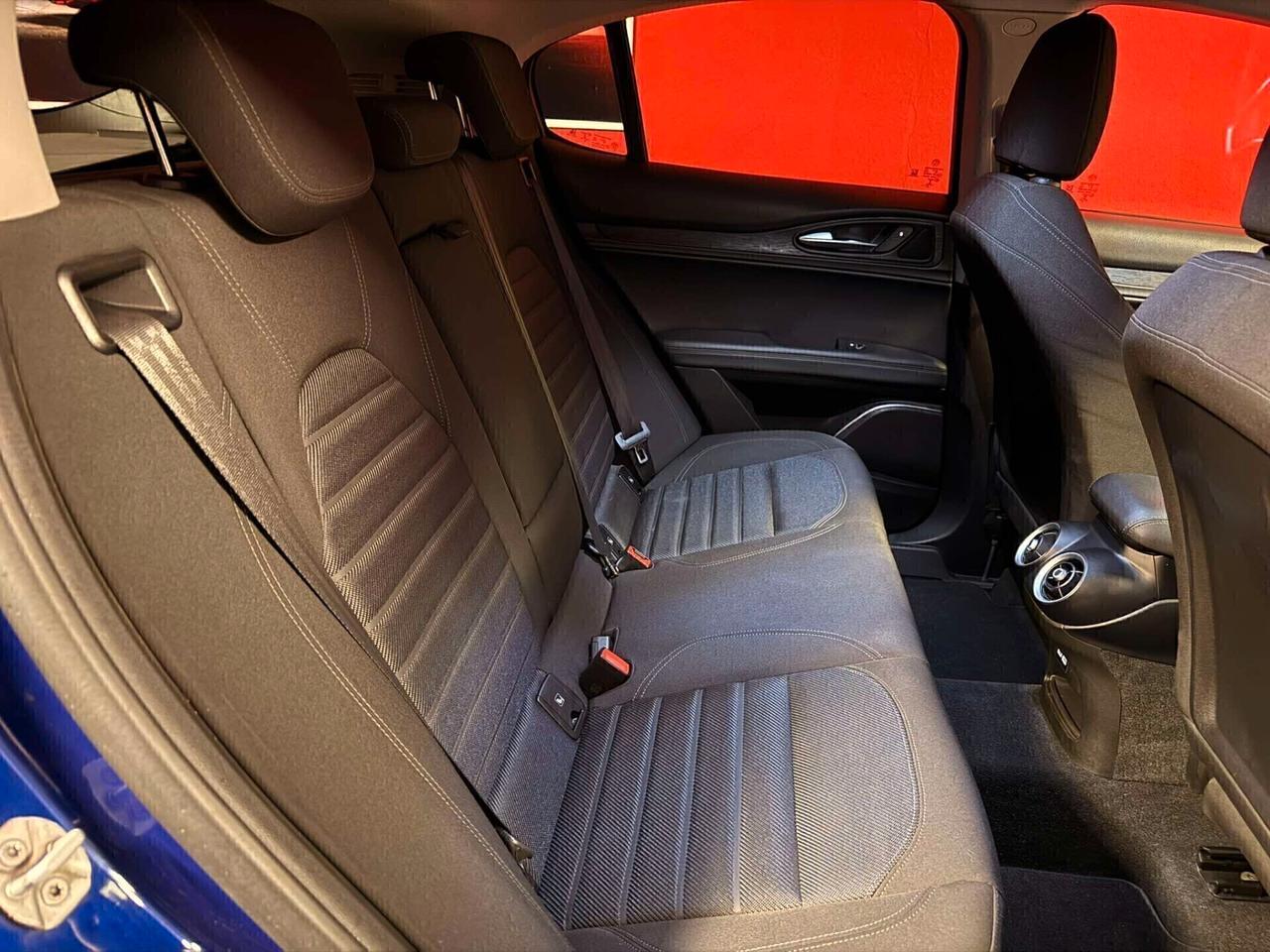 Alfa Romeo Stelvio 2.2 Turbodiesel 190 CV AT8 Q4 Business