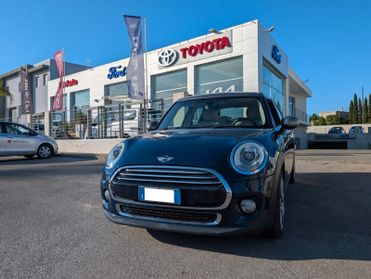 Mini Cooper D Clubman 1.5 One Business Automatica