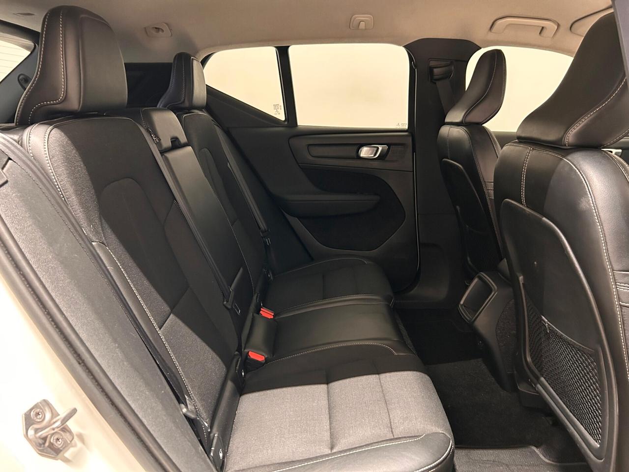 Volvo XC40 D3 Geartronic Momentum Pro