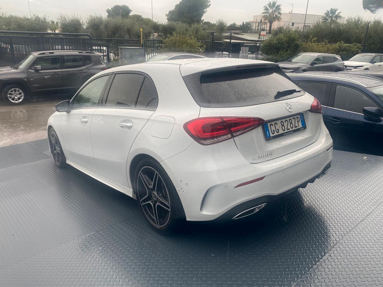 Mercedes-benz A 200 d Automatic Premium