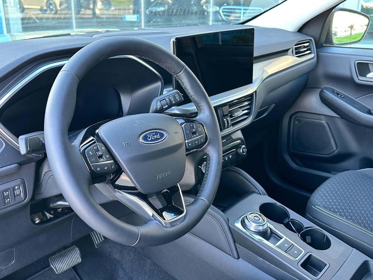 Ford Kuga phev Titanium possibilità noleggio no scoring