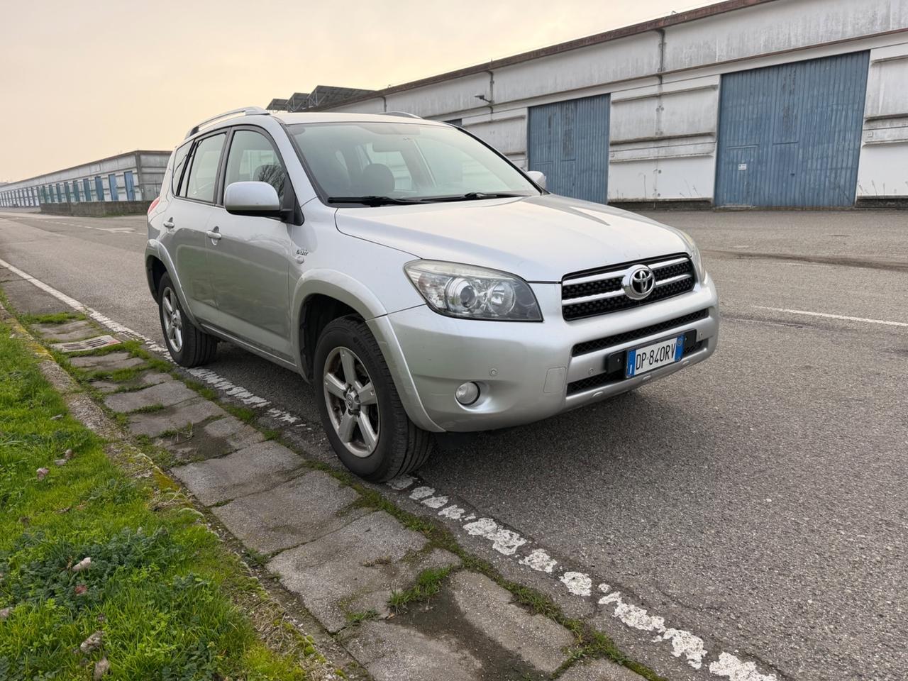 Toyota RAV 4 RAV4 Crossover 2.2 D-4D 177 CV Luxury