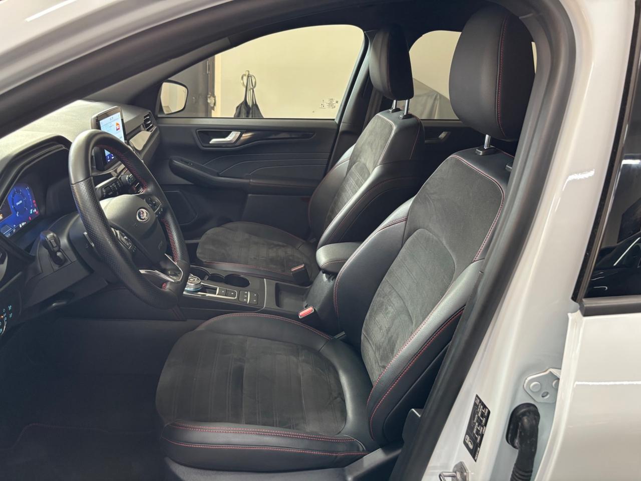 Ford Kuga 1.5 EcoBlue 120 CV aut. 2WD ST-Line X Design