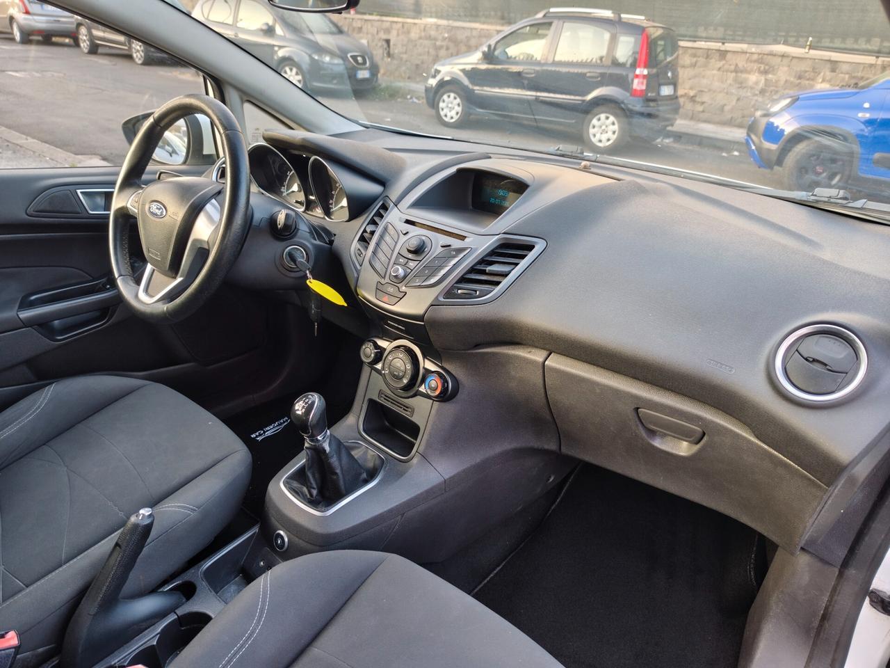 Ford Fiesta 1.4 5 porte Bz.- GPL