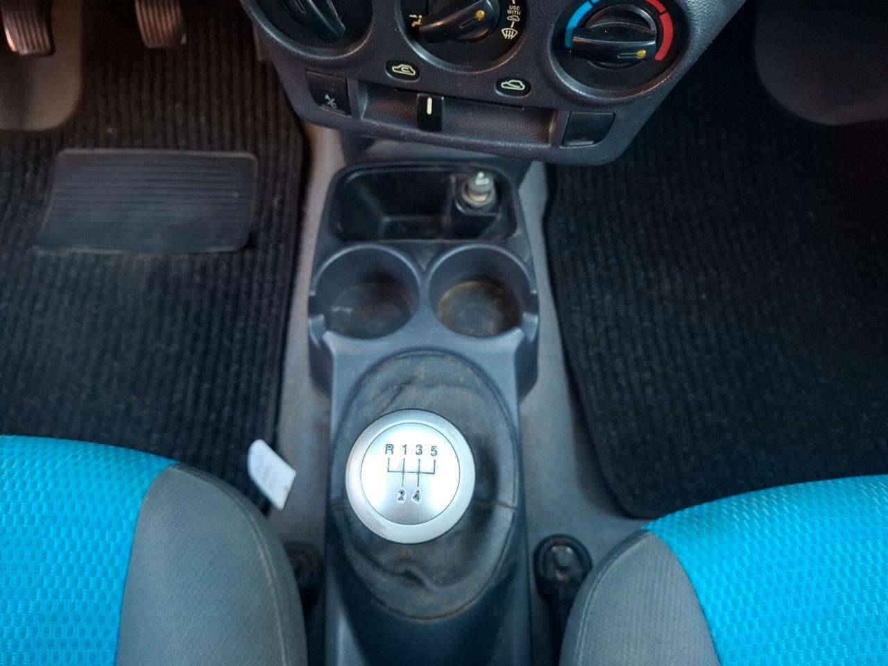 Kia Picanto 1.1 12V CRDi VGT Spicy