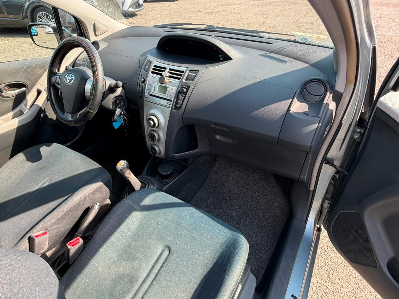 Toyota Yaris 1.3 5 porte Navi