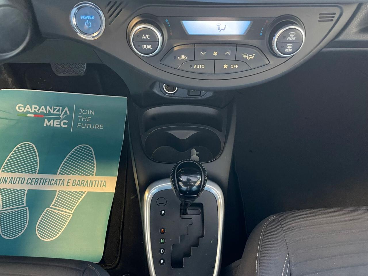 Toyota Yaris 5p "BLUE EDITION"