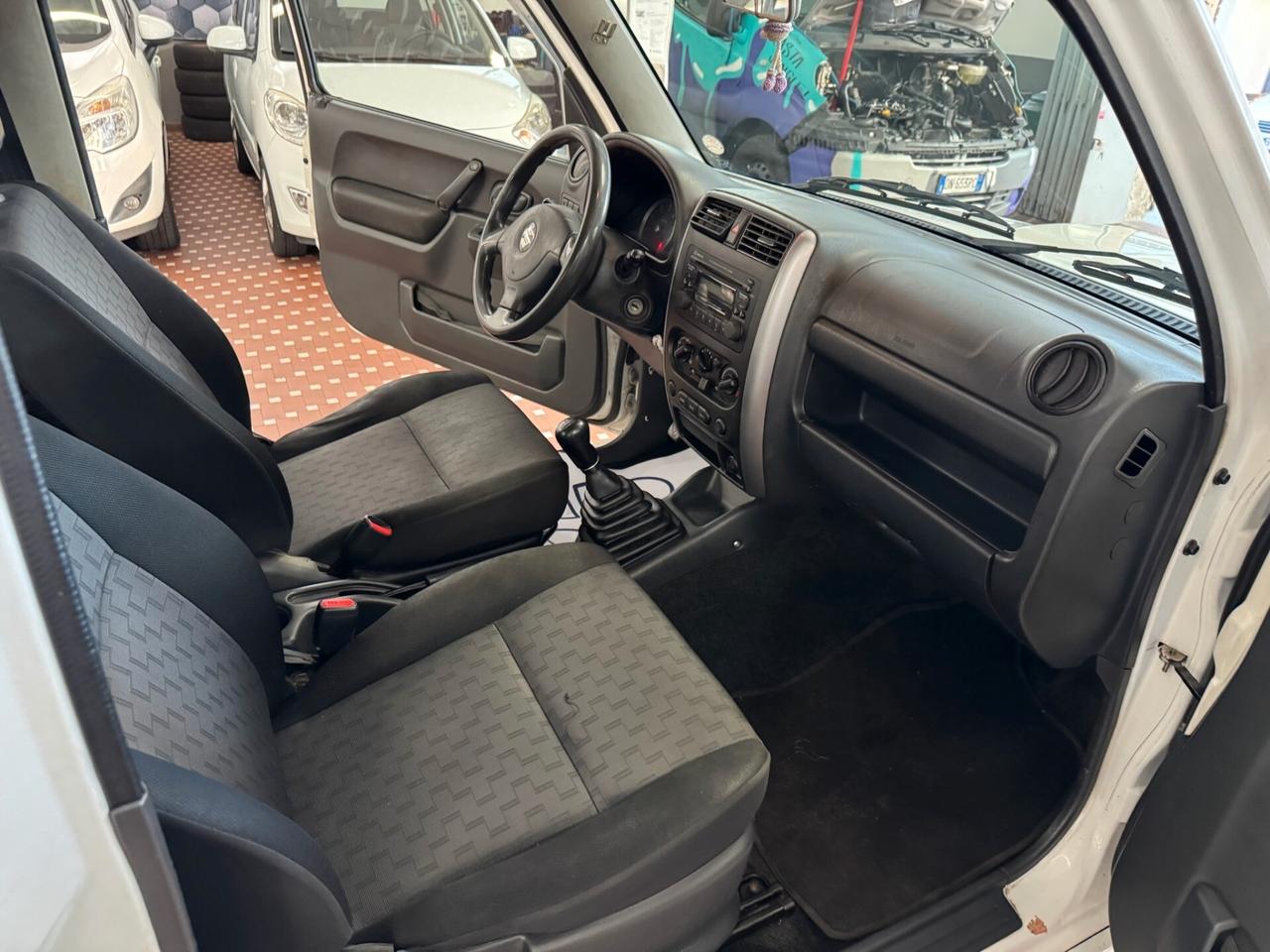 Suzuki Jimny 1.5 DDiS cat 4WD Special - RIDOTTE E GANCIO TRAINO