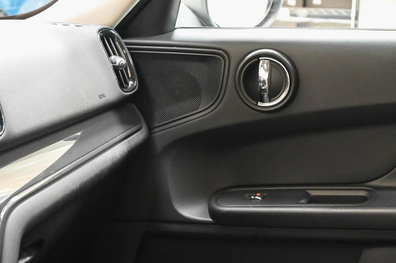 MINI Mini Countrym.(F60) Mini 2.0 Cooper D Coun...