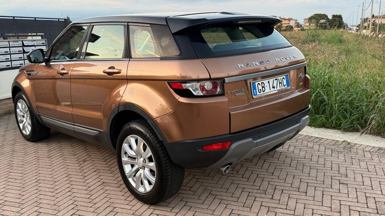 Land Rover Range Evoque 2.2 TD4 5p. Prestige