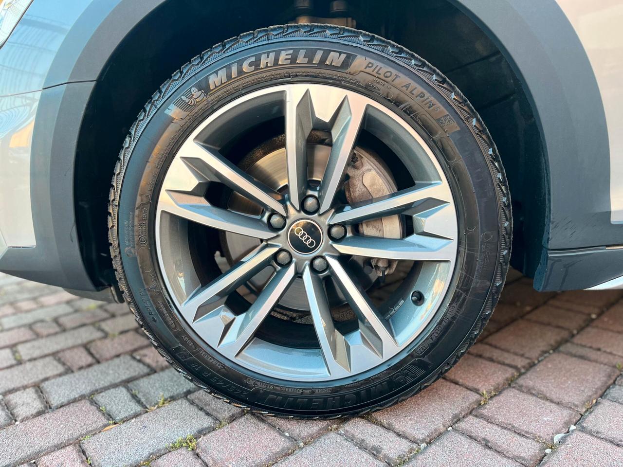 Audi A4 allroad 40 TDI