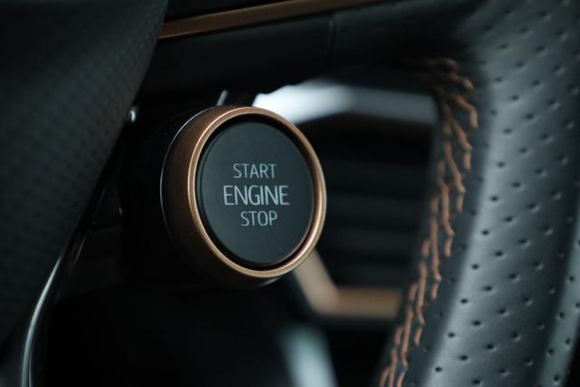 SEAT Leon Cupra Leon 1.5 eTSI 150 CV DSG