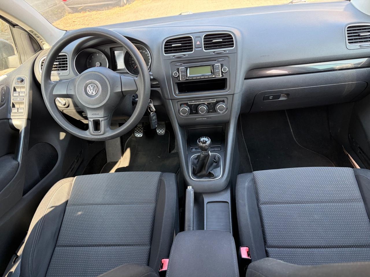 Volkswagen Golf 1.6 BENZINA 86MILA KM