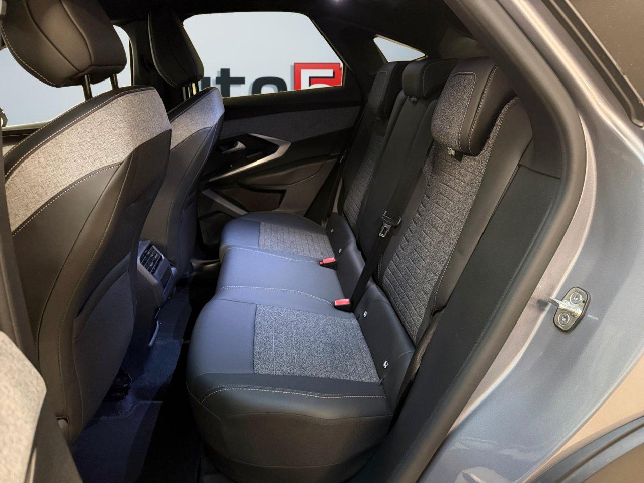 Peugeot 3008 3008 1.2 hybrid Allure 145cv e-dcs6
