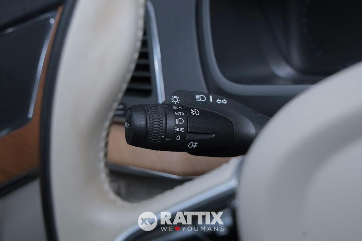 Volvo XC90 2.0 T8 Recharge PHEV 310CV Inscription Expression AWD Auto 7p.ti