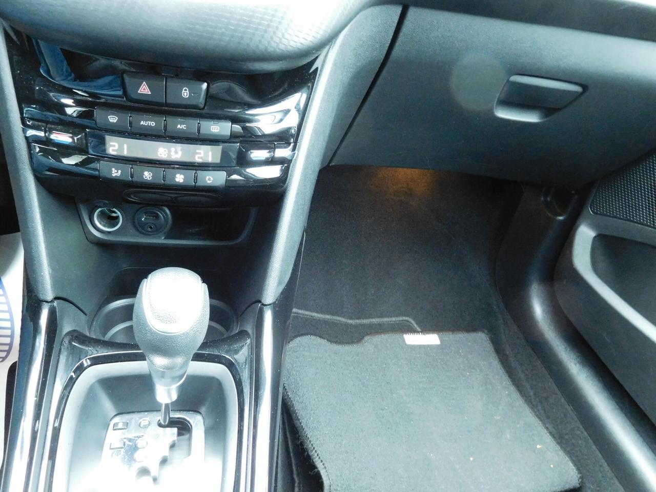 Peugeot 2008 BlueHDi 120 EAT6 S&S Allure