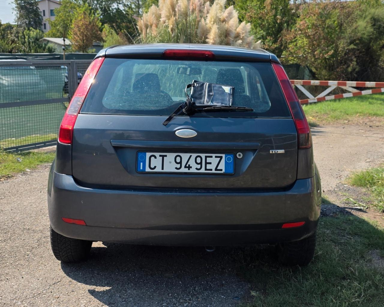 Ford Fiesta 1.4 DIESEL ANCHE NEOPATENTATI