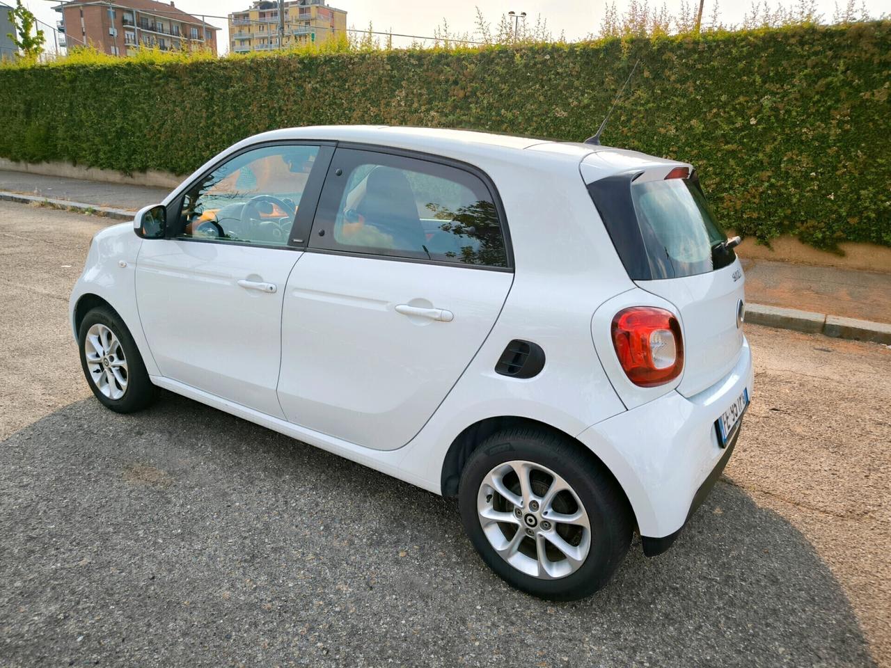 Smart ForFour 70 1.0 Passion
