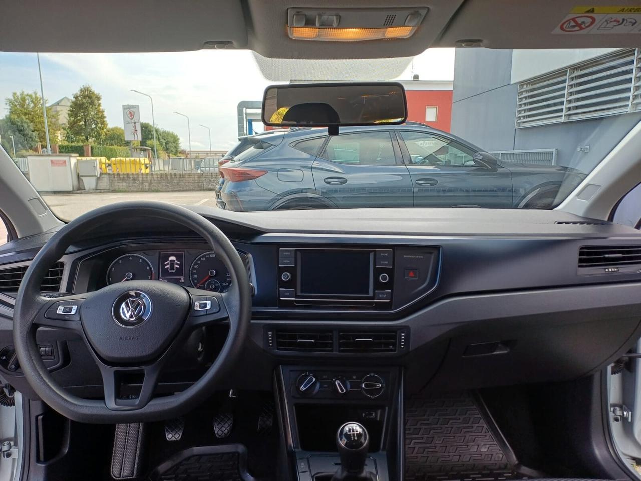 Volkswagen Polo 1.0 MPI 65 cv 5 porte Trendline BMT