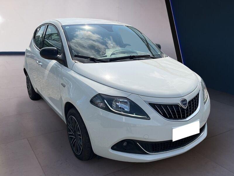 Lancia Ypsilon III 2021 1.0 firefly hybrid Gold s&s 70cv