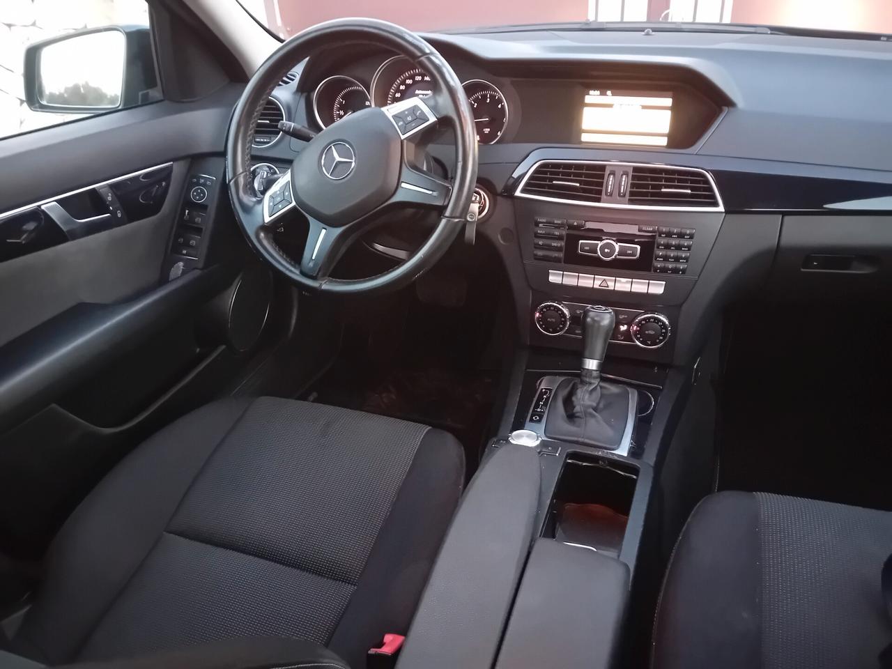 Mercedes-benz C 200 CDI BlueEFFICIENCY Elegance