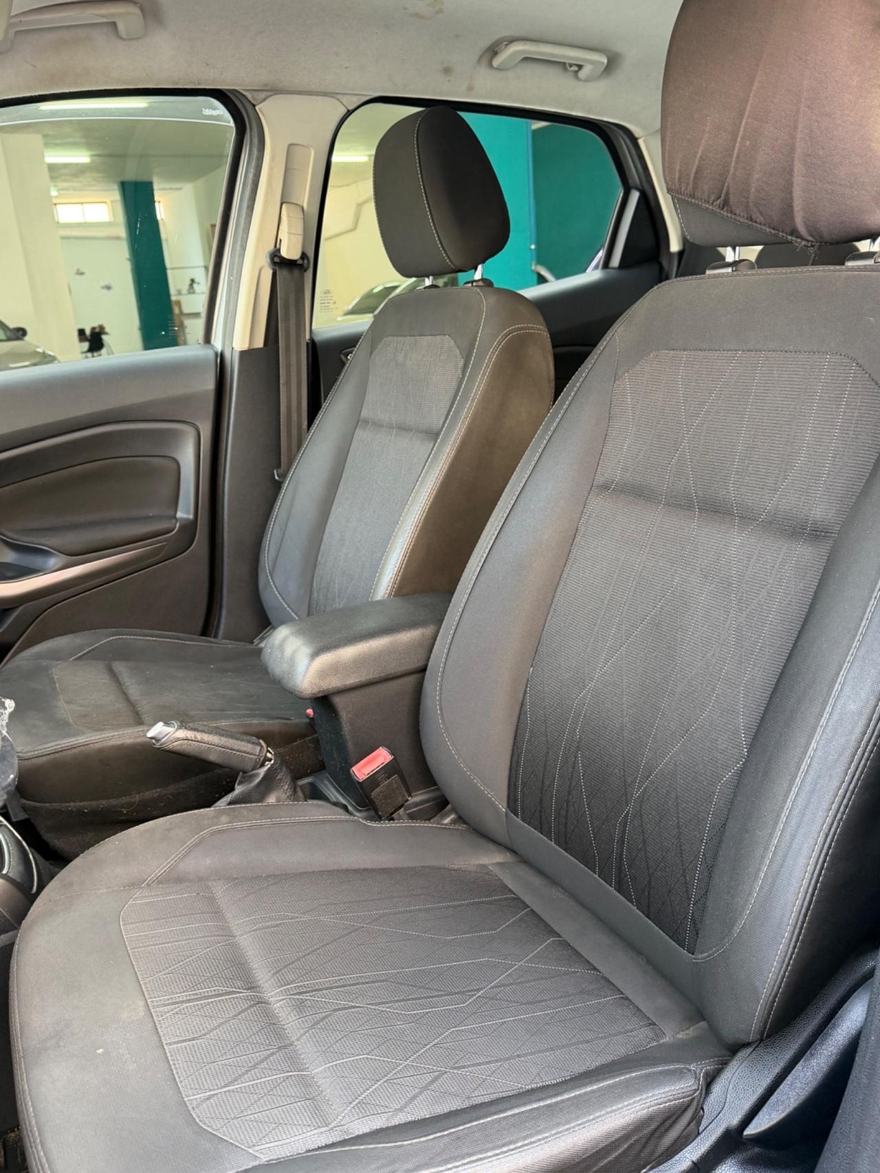Ford EcoSport Eco sport STLINE