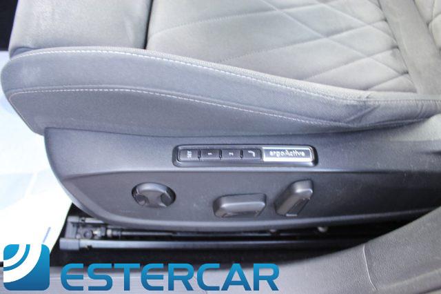 VOLKSWAGEN Golf 8 2.0 TDI Style