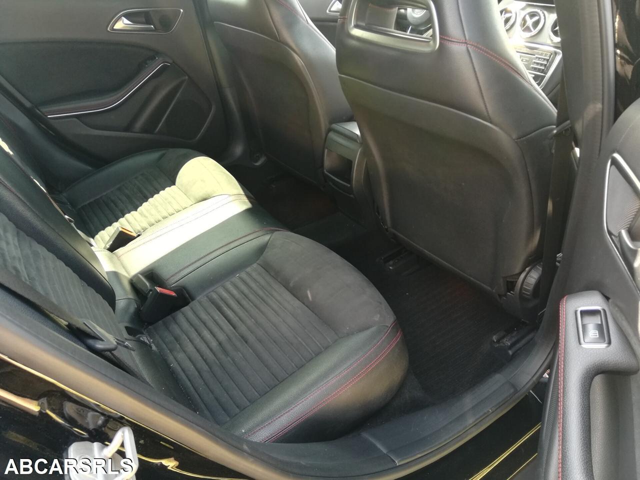 MERCEDES - Classe GLA - GLA 200 d Automatic Premiu
