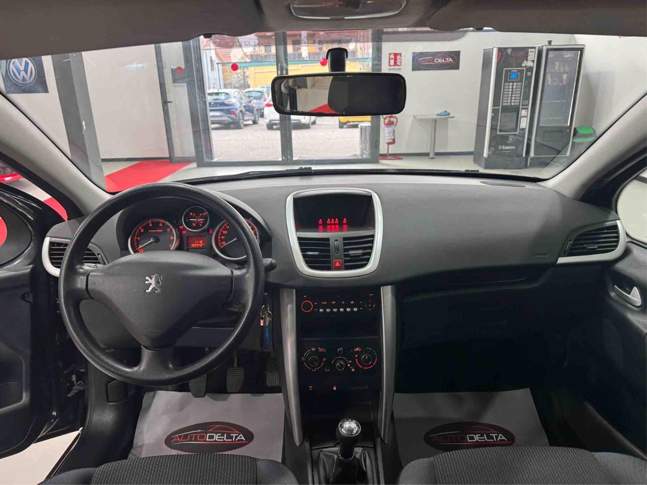 Peugeot 207 1.4 8V 75CV 5p. Energie