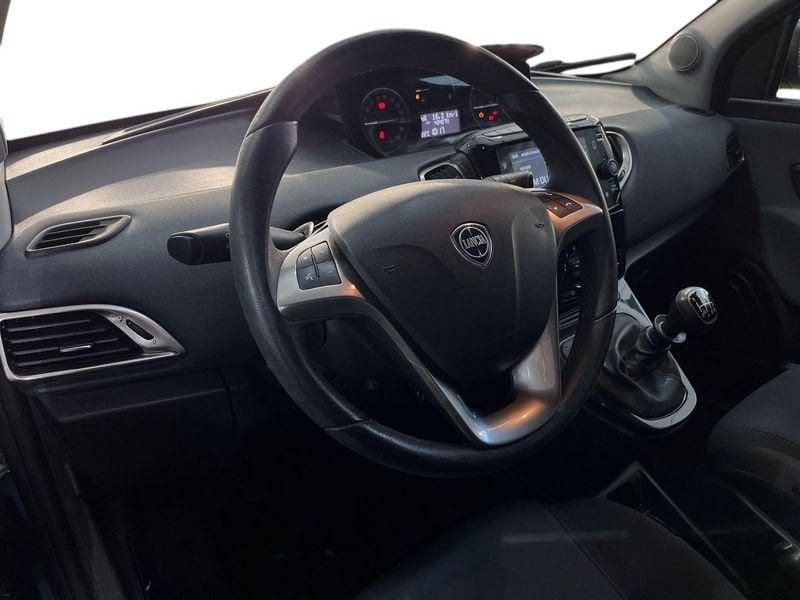 Lancia Ypsilon III 2021 1.0 firefly hybrid Gold s&s 70cv