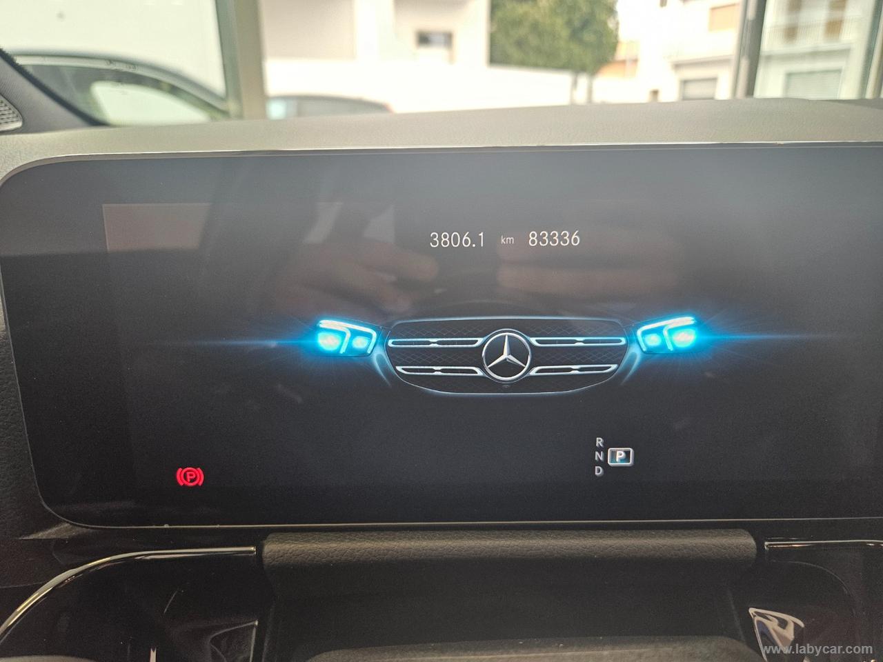 MERCEDES-BENZ GLA 200 d Automatic Premium