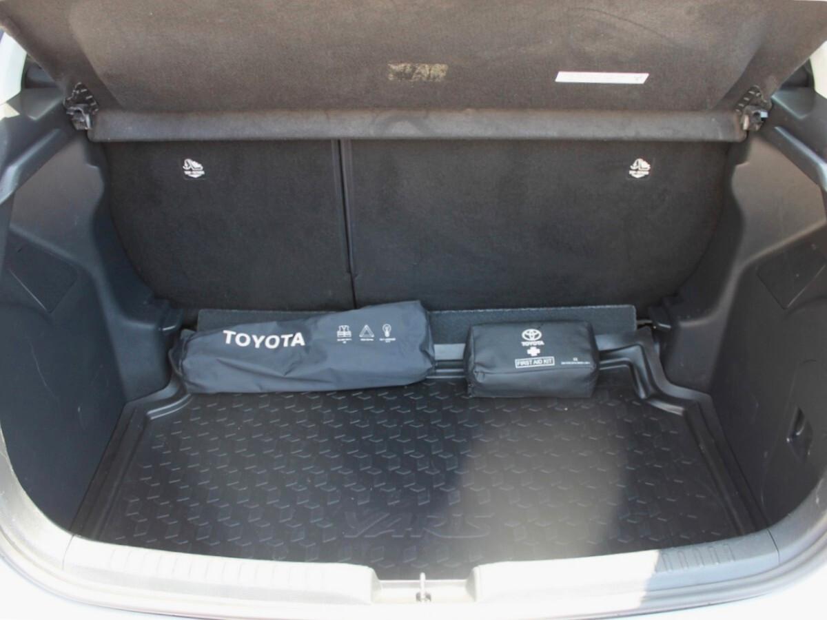 Toyota Yaris 1.5 Hybrid 5 porte Business 116Cv PREZZO VERO UNIPRO IVA DEDUCIB.