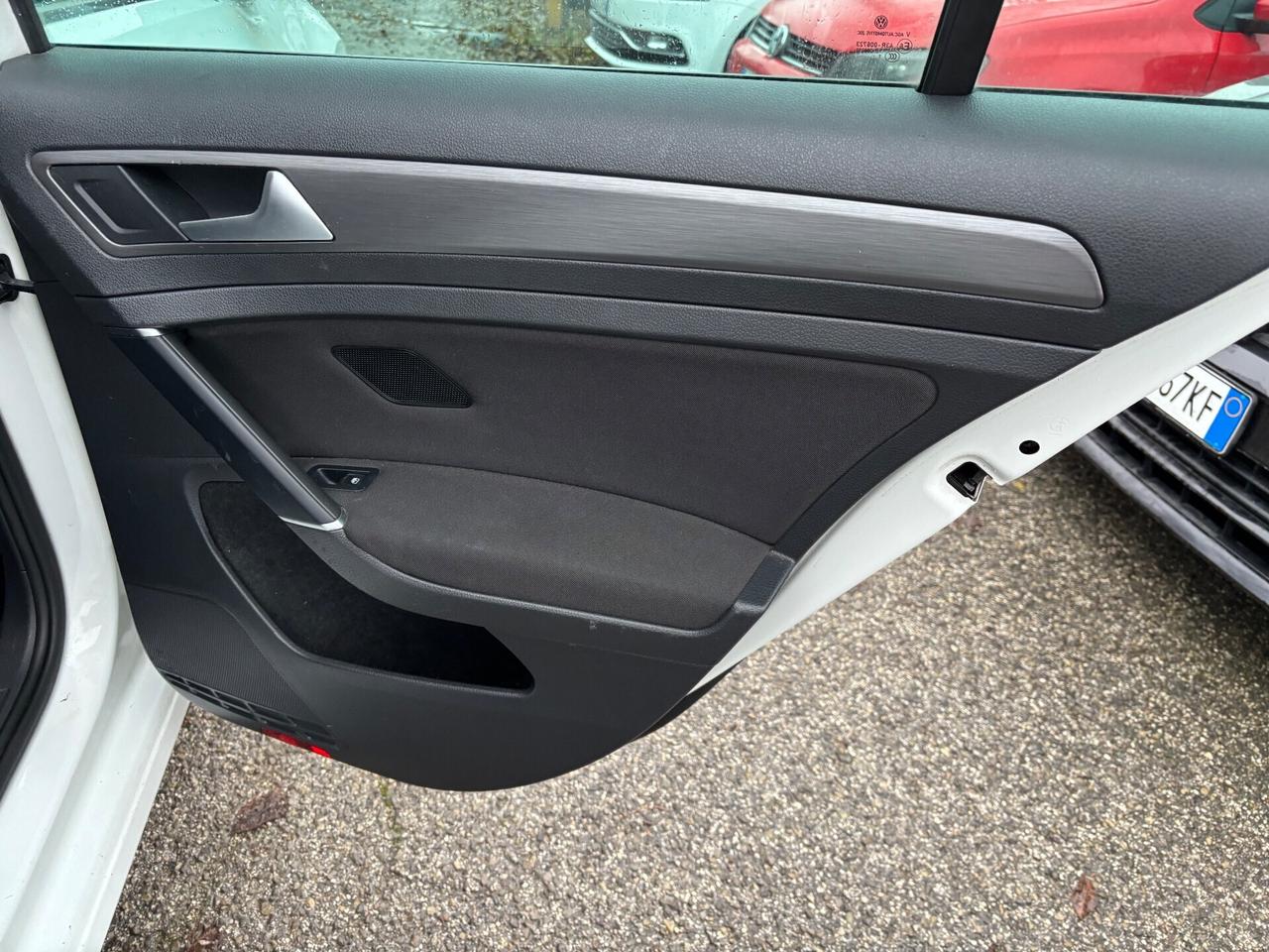 Volkswagen Golf 1.6 TDI 115 CV DSG 5p. Highline BlueMotion Technology