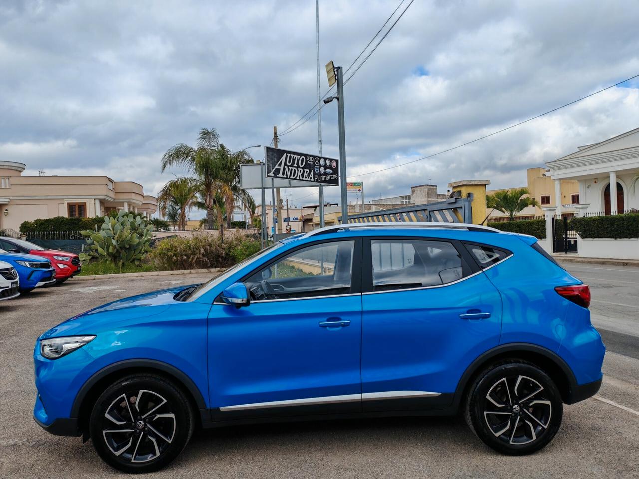 Mg ZS 1.0T-GDI tetto pelle navig cam Luxury