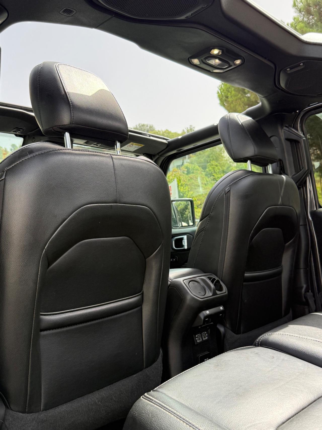 Jeep Wrangler Unlimited 2.0 4xe 380 cv Sahara